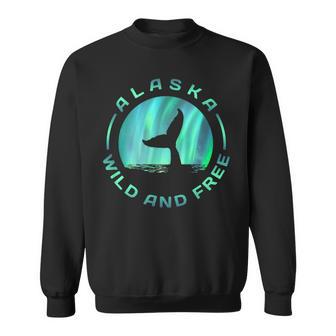 Alaska Whale With Northern Lights Wild And Free Sweatshirt | Seseable FR