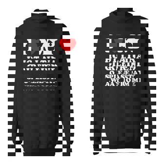 Amo A Mi Novia Latina Caliente Así Que Por Favor Mantente Alejado De Mí Camisa de entrenamiento - Regaloses