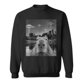 Capybaraelfie Alien Ufo Nave Espacial Divertidos Amantes Capybara Camisa de entrenamiento - Regaloses