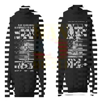 Dd 214 Alumni Never Underestimate An Old Man With A Dd-214 Sweatshirt | Mazezy