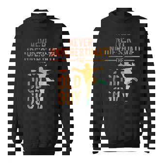 Disc Golf Art For Men Grandpa Disc Golfer Disc Golf Player Sweatshirt Unisex | Mazezy