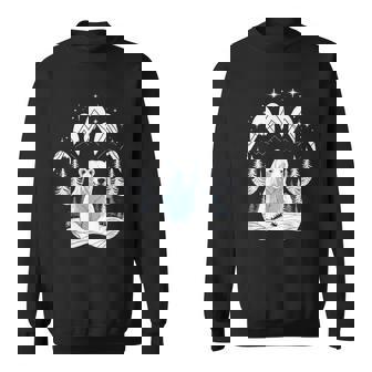 Ours En Paysage Hivernal – Empreinte De Patte Et Montagnes Sweater e - Cadeauxyz