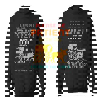 Please Be Patient 1900S Wagon Vintage Saying Men Sweatshirt | Seseable FR