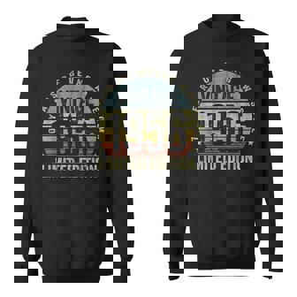 Vintage Born In 1956 Retro 70Th Birthday 70 Years Old Sweatshirt | Mazezy