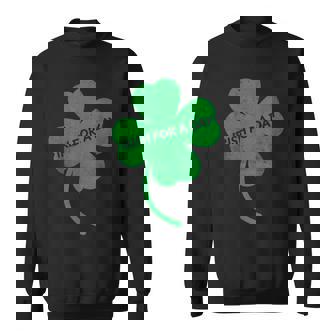 アイリッシュ・フォー・ア・デイ 聖パトリックの日のシャムロック・アイルランドの衣装 スウェットシャツ - Kawaiitshirt