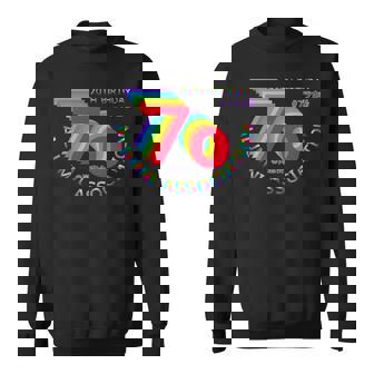 古希 同窓会 70歳 アラ古希 70歳誕生日 古希祝い 長寿 七色 70古希の集まり レインボーカラー 虹色 長袖tシャツ スウェットシャツ - Kawaiitshirt