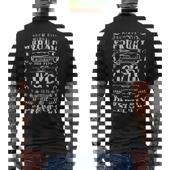 50歳の誕生日レジェンドは1976年2月に誕生しました。 メンズTシャツ バックプリント - Kawaiitshirt