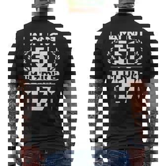 51歳の誕生日 ダーツプレイヤー おもしろダーツ メンズTシャツ バックプリント - Kawaiitshirt