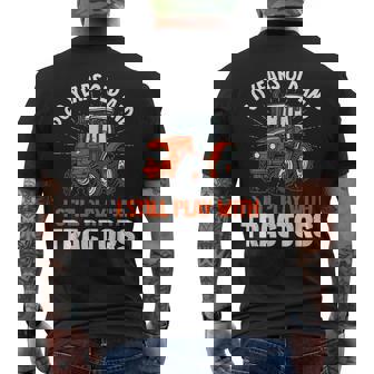 60 Years Old And Still Play With Tractors Farmer Birthday Men's T-shirt Back Print | Mazezy