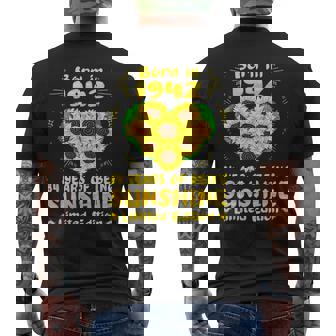 84歳の誕生日 サンシャイン84年 ひまわり恋人 1942年生まれ メンズTシャツ バックプリント - Kawaiitshirt