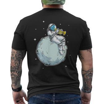 Astronautauonare Tromba Regalo Musica Amante Della Tromba T-shirt da uomo con stampa posteriore - Novitaregali