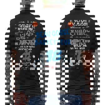 Beau Gosse 18 Ans Basketteur Humour Cadeau D'anniversaire T-shirt imprimé au dos - Cadeauxyz