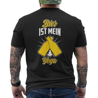 Bier Ist Mein Yoga Yoga Für Bierfreunde Entspannung Pur T-Shirt mit Rückendruck - Geschenkecke
