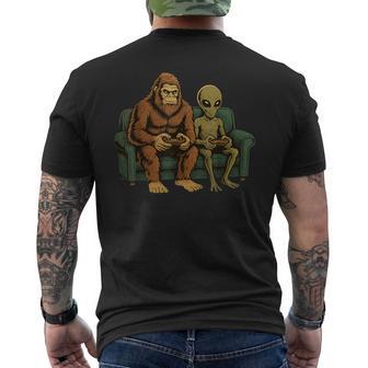 Bigfoot Alien Video Games Boys Gaming Sasquatch Men's T-shirt Back Print - Thegiftio UK