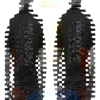 Breakbeat United States Distressed Camo w US Flag Men's Back Print T-Shirt | Mazezy