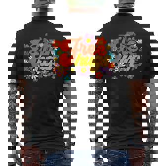 Free Hugs Day National Hugging Day Retro Vintage Hugging Men's T-shirt Back Print | Mazezy