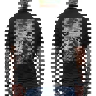 Dog Pitbull Selfie With Ufos Alien Novelty Men's T-shirt Back Print | Mazezy