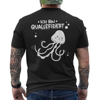 Lustige Qualle Quallen I Ich Bin Quallefiziert T-Shirt mit Rückendruck - Geschenkecke
