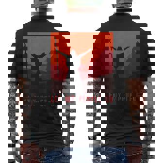 Moses Parts The Redea ユダヤ人 過越祭 ホリデー メンズTシャツ バックプリント - Kawaiitshirt