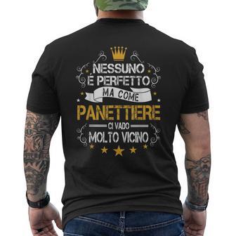 Panettiere & Baker Nessuno É Perfetto Ma Come Panettiere T-shirt da uomo con stampa posteriore - Novitaregali