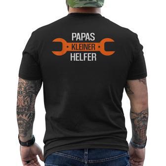 Papas Kleiner Helferaterohn Partner Werkstatt Partner T-Shirt mit Rückendruck - Geschenkecke