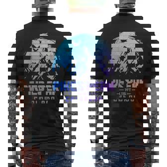 Pikes Peak Colorado Rocky Mountains Climbing Souvenirs Men's Back Print T-Shirt | Mazezy