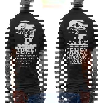 Serengeti National Park メンズTシャツ バックプリント - Kawaiitshirt