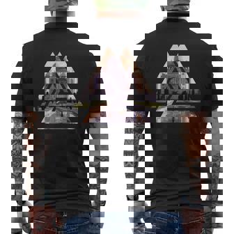 Taj Mahal Geometric Shapes India Sightseeing Men's Back Print T-Shirt | Mazezy