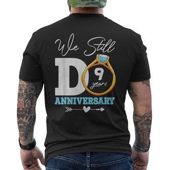 Todavía Celebramos 9 Años De Divertida Pareja Noveno Aniversario De Boda Camiseta Hombre Estampado Espalda - Regaloses