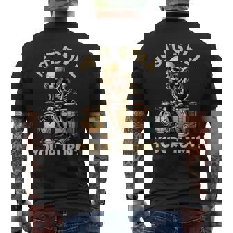 Is It Still Your Turn Skeleton Board Game Player Waiting Men's T-shirt Back Print | Mazezy