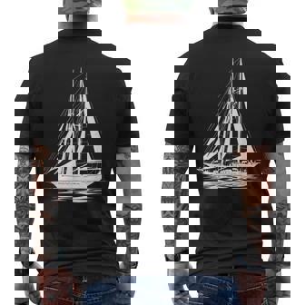 Voilier Nautiqueintageilhouette T-shirt imprimé au dos - Cadeauxyz