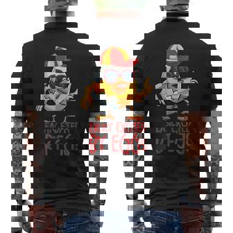 おもしろエッグが簡単に興奮するエッグ。 メンズTシャツ バックプリント - Kawaiitshirt
