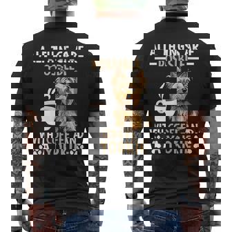 コーヒーとヨーキー ヨークシャー テリアでできるすべてのこと メンズTシャツ バックプリント - Kawaiitshirt
