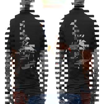 ハシビロコウ フラミンゴ スケートボード 鳥 動物 図 バードウォッチング 贈り物 鳥類学者 生物学者 自然科学 メンズTシャツ バックプリント - Kawaiitshirt