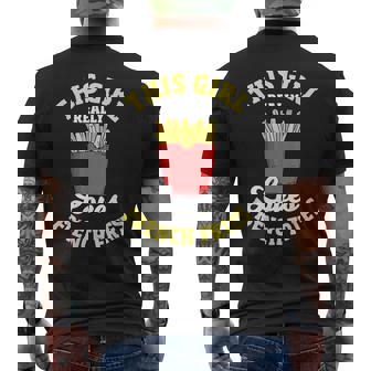 フライドポテト この子は本当にフライドポテトが好きなんだ フライドポテト メンズTシャツ バックプリント - Kawaiitshirt