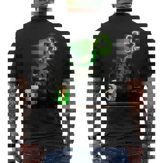 ブラックラボシャツ シャムロック アイリッシュドッグ 絵 聖パトリックス メンズTシャツ バックプリント - Kawaiitshirt