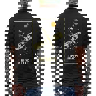 無限宇宙ステーション 衛星 宇宙 ヴィンテージ レトロ コスモス Infinitepacetationtar メンズTシャツ バックプリント - Kawaiitshirt