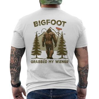 Retro Bigfoot Bigfoot Grabbed My Wiener Men's T-shirt Back Print - Thegiftio UK