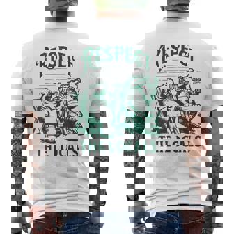 Vintage Florida Respect The Locals Nature Mana Crocodile Men's T-shirt Back Print | Seseable UK