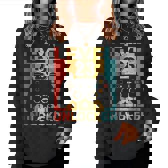 23E Anniversaire Homme 23 Ans Contrôleur De Jeu Gamer Sweat-shirt pour femme - Cadeauxyz