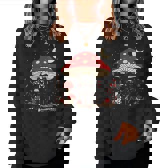 Cute Cottagcore Cat Mushroom Hat Vintage Grunge Aesthetic Women Sweatshirt - Thegiftio