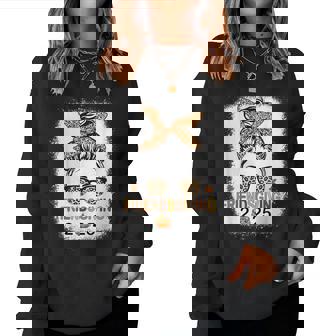 Friends Giving 2025 Thanksgiving Friendsgiving Messy Bun Women Sweatshirt - Thegiftio