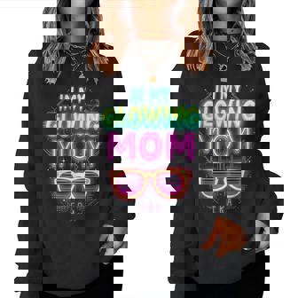 In My Glowing Mom Era Groovy Colorful Bright Women Sweatshirt | Seseable FR