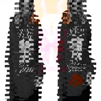 Groovy Sweet 16Th Birthday Girl Coquette Bow 16 Year Old Women Sweatshirt - Seseable