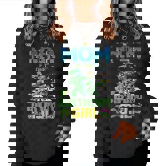 Mom Of The Birthday Girl Video Game Pixel Girl Women Sweatshirt | Seseable FR