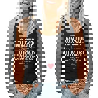 Humour Couple Mon Coeur Appartient A Un Motard Qui Déchire Débardeur pour femme - Cadeauxyz