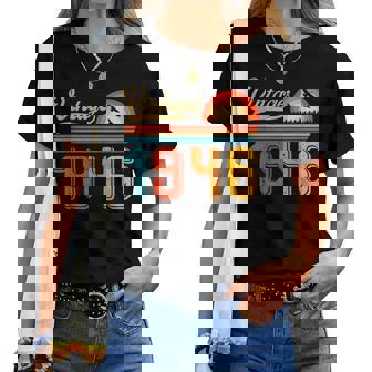 80歳の誕生日プレゼント 80歳 男性 女性 レトロ ヴィンテージ 1946 レディースTシャツ - Kawaiitshirt