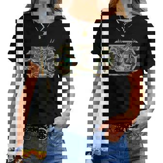 Camo Patriotic Mallard Duck Camouflage Flying Duck Hunting Women T-shirt | Seseable UK