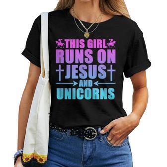 Concritta This Girl On Jesus And Unicorns Christianity Maglietta da donna - Novitaregali