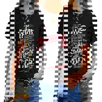 Dog Groomer Tattooed Dog Grooming For I'm A Tattooed Women T-shirt | Mazezy